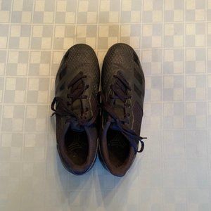 Adidas Predator Men's 7-1/2 Indoor Soccer Shoes, Black